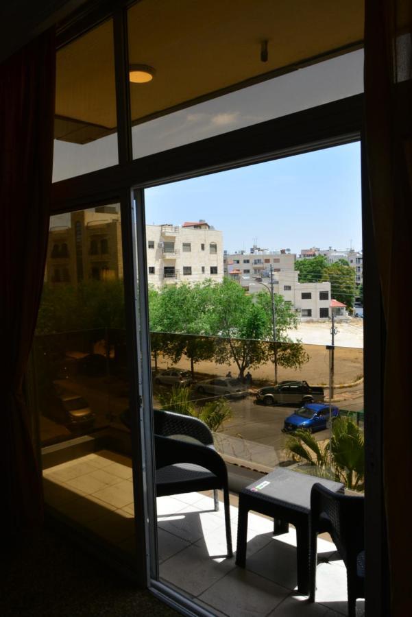 Rakeen Hotel อัมมาน ภายนอก รูปภาพ